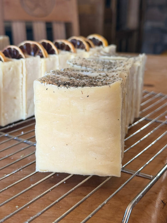 Peppermint Tallow & Goat Milk Soap Bar